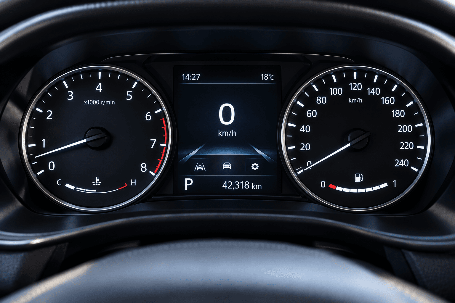 Departure dashboard showing 42,318 kilometres and a full fuel tank